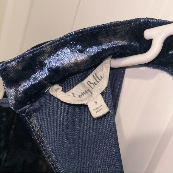 Honey Belle Velvet Tie Wrap Blouse w/ Butterfly Sleeves - Blue - Picture 7 of 7